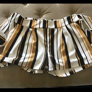 Multicolored Shorts with bow tie